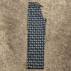 Vineyard Vines Christmas pajama bottoms. Size S